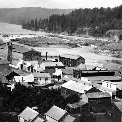 Oregon City Woolen mills, Main Street buildings, and Willamette Falls.