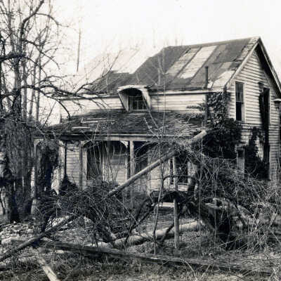 The Jennings House at Jennings Lodge. The house was built about 1852.