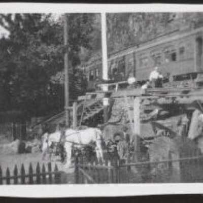 First Oregon City Elevator Construction at 7th and Railroad 1913