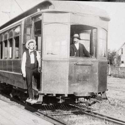 Bolton Street Car - Willamette