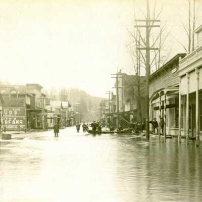 1890 Flood - Oregon City Main Street