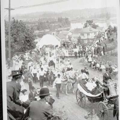 Oregon City 4th of July Parade 1911 - Singer Hill