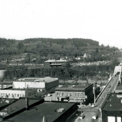 Oregon City-West Linn Arch Bridge.