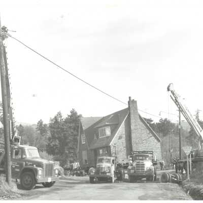 Moving House for I205 Bridge Construction, #2, West Linn Side.