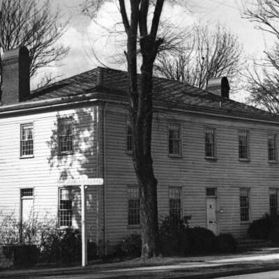 McLoughlin House