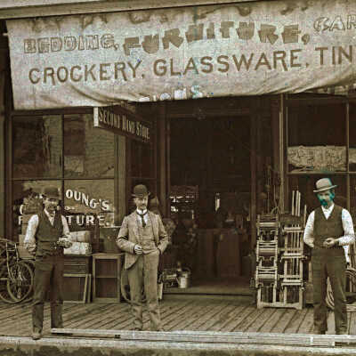 Young's Second Hand Store, Oregon City, Oregon