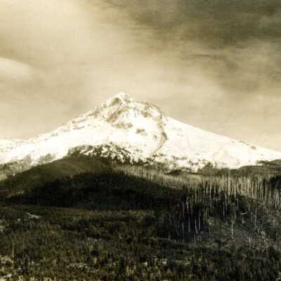 Mt. Hood and Sandy River: Copyright: Clackamas County Historical Society; Origsize: 4x6; Origformat: Print-Photographic