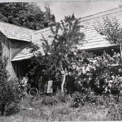 Baker Cabin 1895 - Home of Horace and Jane Baker - Carver, Oregon