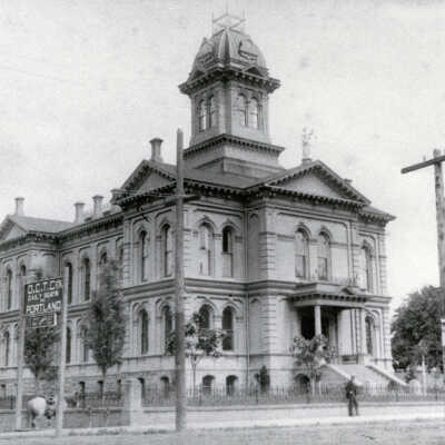 Oregon City 1888 - Clackamas County Courthouse