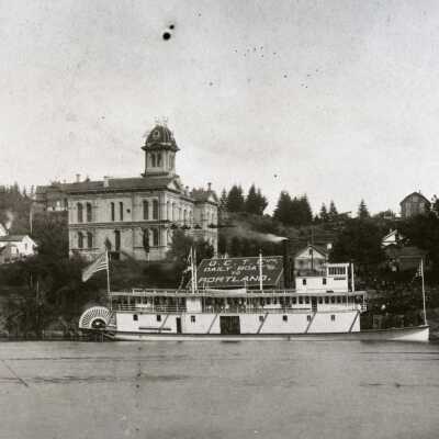 Steamboat "Altona" - c. 1890 to 1898 - 8th Street Dock Oregon City