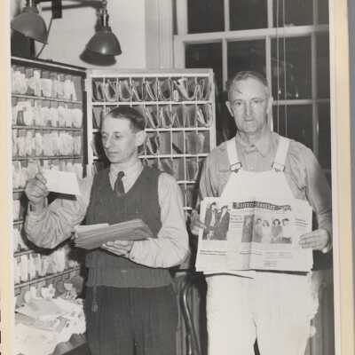 Oregon City Post Office Employees 1945