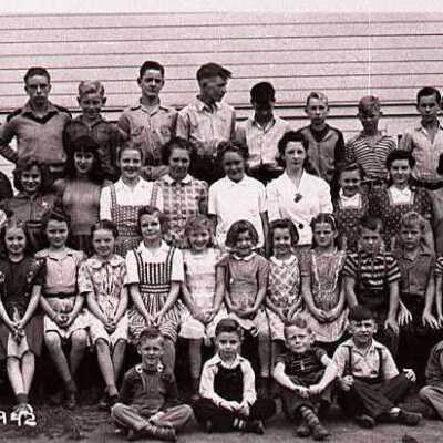 Carver School Students 1942 - 1st - 8th Grades - Carver, Oregon