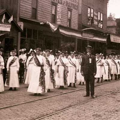 James P. Shaw and the Girls' Drill Team for G.A.R. Encampment, Oregon City.