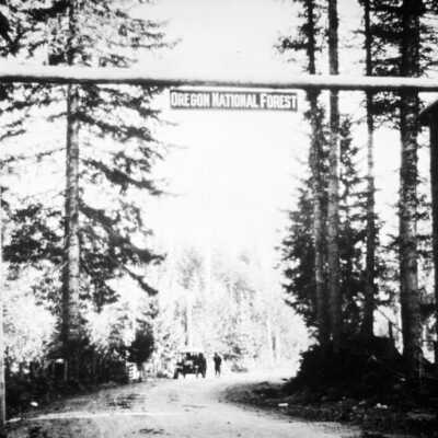 Oregon National Forest entrance, Zigzag, Oregon from 1908 to 1924.