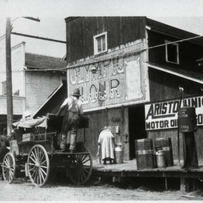 Sunnyside 1917 - Store