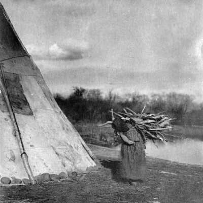 Native American Woman carrying wood "fuggots".: Copyright: Clackamas County Historical Society; Origsize: 6x8; Origformat: Print-Photographic