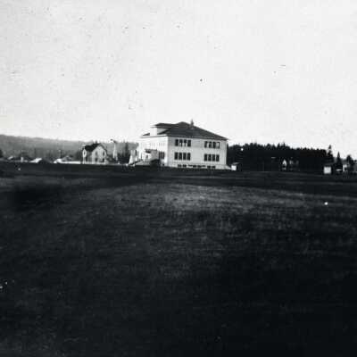 Gladstone Grade School