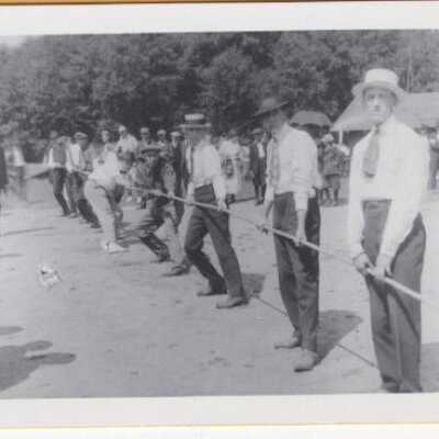 Oregon City Woolen Mill Picnic ca. 1920's - Picture #1 - Crystal Lake Park