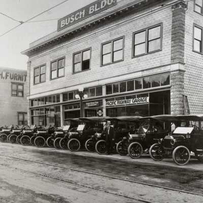 O.C. Pacific Highway Garage: Copyright: none; Origformat: Other; Resolution: 800 DPI