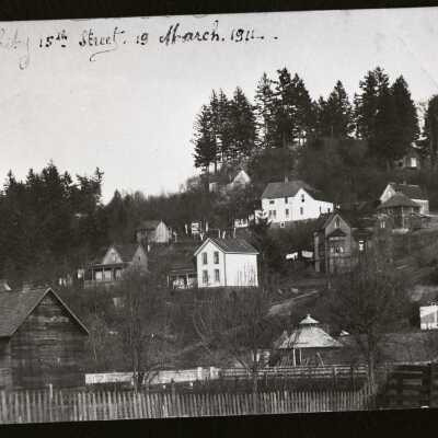 Oregon City, 15th Street Hill Viewed from Washington Street.