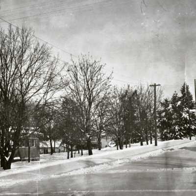 1919 Snowstorm - Oregon City - Back of Library Park