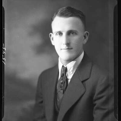Photograph of a man for Rees Meysick - March 1930 - Negative