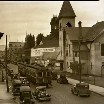 Oregon City Main Street between 9th and 10th Streets