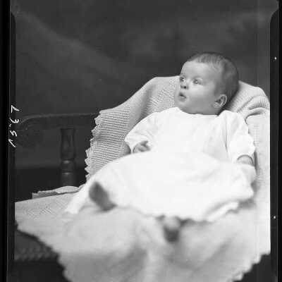 Photograph of a baby for R. Bogus Laski - March 1930 - Negative