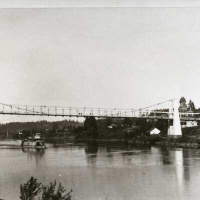 Suspension Bridge over the Willamette