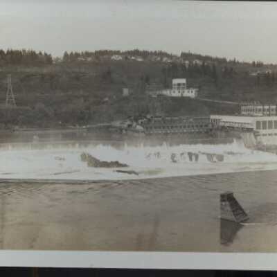 Oregon City Falls and Papermill
