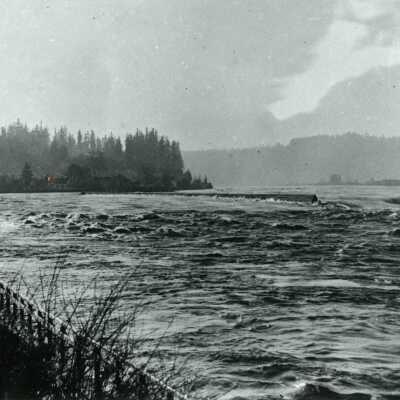 1890 Flood - Boat Basin Looking Toward Canemah - Oregon City
