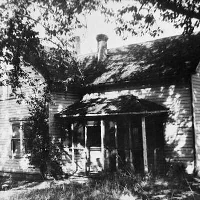 Rear of Paulson Home, South of 132nd and King Road.: Copyright: Clackamas County Historical Society; Origformat: Other