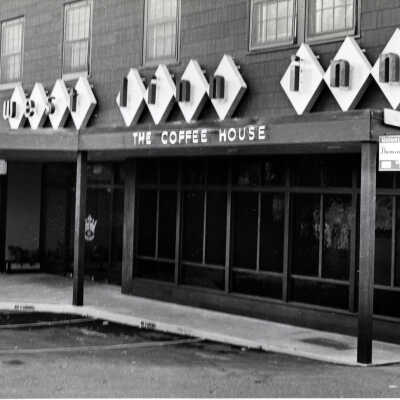 West Linn Inn, West Linn, Oregon.