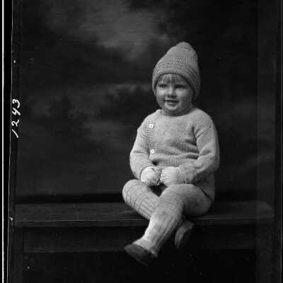 Photograph of a Child for Mrs. E.L. Surfus - November 1929 - Negative
