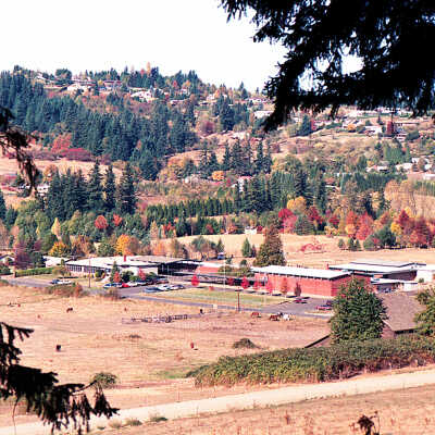 Happy Valley School Looking Northwest .