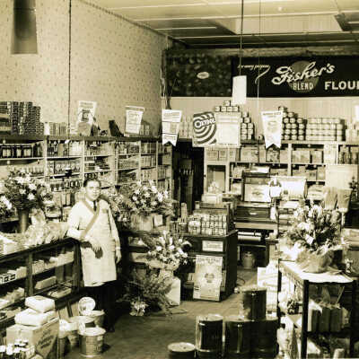Hub Grocery (Red and White Store)