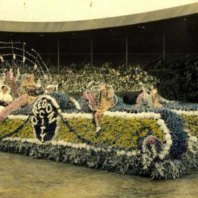 Terr. Days O.C. Float, 1935: Origformat: Print-Photographic
