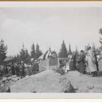 Government Camp 1925 - Barlow Road Marker Dedication