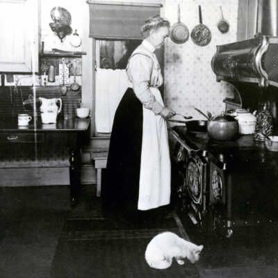 Kitchen, Turn of Century