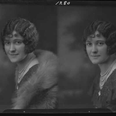 Photograph of a woman for Hazel Hammond - Negative # 1280 - Dated November 1929
