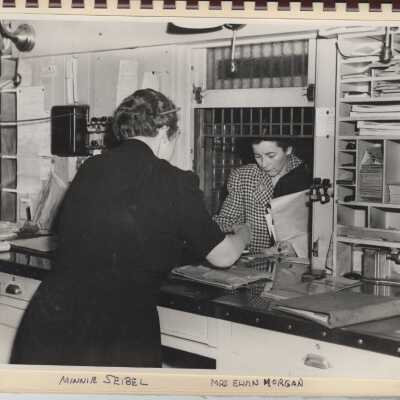 Minnie Seibel & Mrs. Elvin Morgan Oregon City Post Ofice