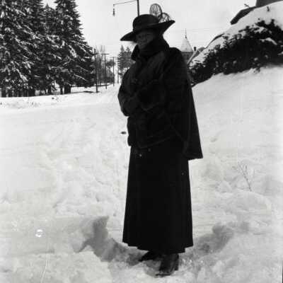 Lou Cochran Looking up 12th Street from Washington Street.