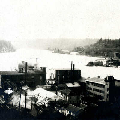 Paper mills and woolen mills, Oregon City and West Linn, ca. 1905.