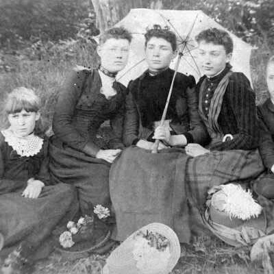 Agnes Hoag in Group