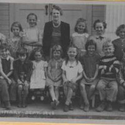 Carver School Students 1943 - 1st - 4th Grades - Carver, Oregon