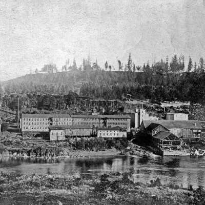 Oregon City woolen mills from West Linn, 1893