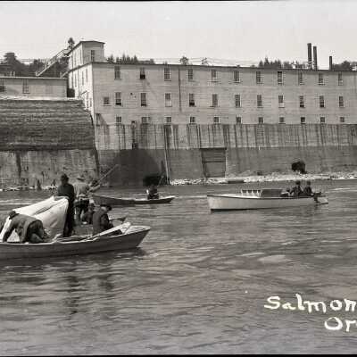 Salmon Fishing on the Willamette Near the West Linn Mills