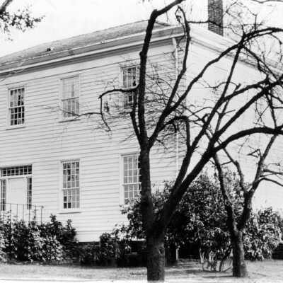 McLoughlin House, Oregon City.