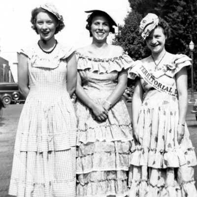 Copyright: Clackamas County Historical Society; Origsize: 2" x 3"; Origformat: Print-Photographic