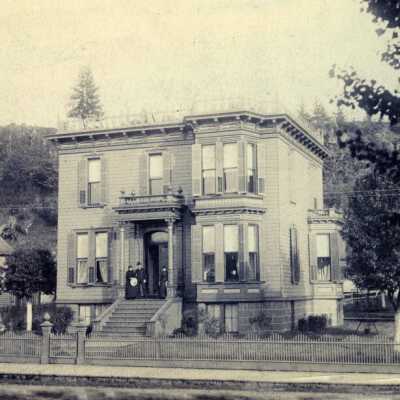 E. E. Charman Home, 9th & Main, Oregon City, 1887.: Copyright: Clackamas County Historical Society; Origsize: 4" x 6"; Origformat: Print-Photographic